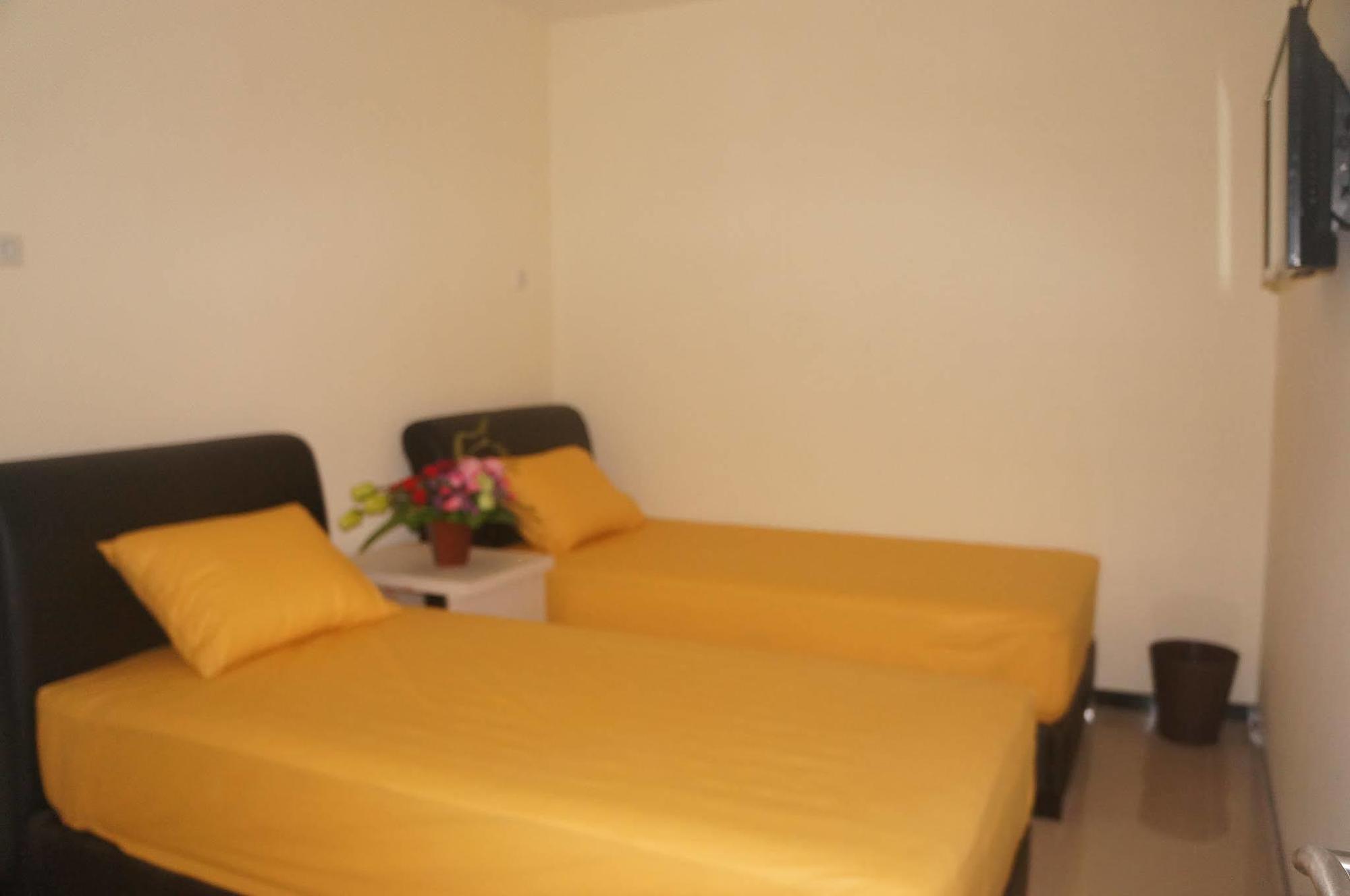 מאלאנג Budget Guest House Tunas Mandiri Jaya מראה חיצוני תמונה